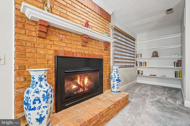 28 STERLING CT, Rockville, MD 20850