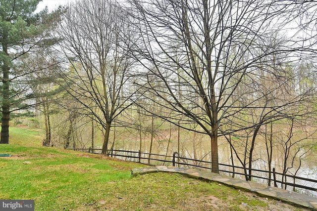 28 STERLING CT, Rockville, MD 20850