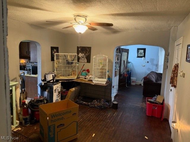 1537 Wooster Road W, Norton, OH 44203