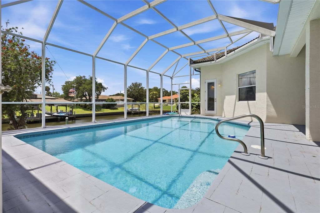 Image 17 of property listing at 15 FLEMING COURT, Palm Coast, FL 32137