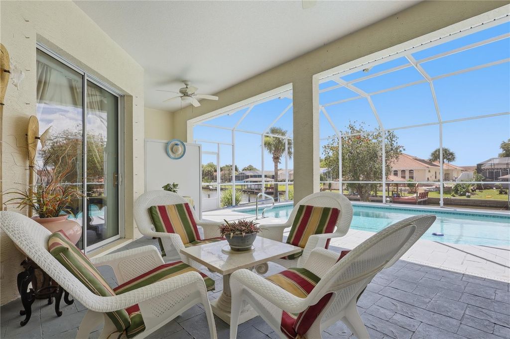 Image 20 of property listing at 15 FLEMING COURT, Palm Coast, FL 32137