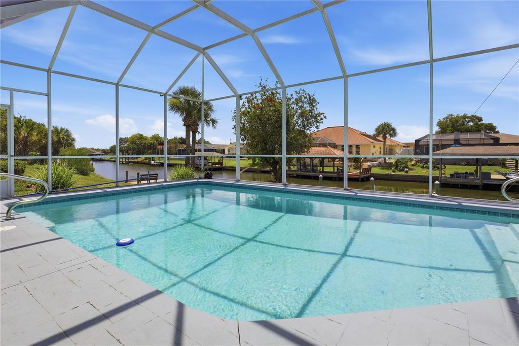 Image 3 of property listing at 15 FLEMING COURT, Palm Coast, FL 32137
