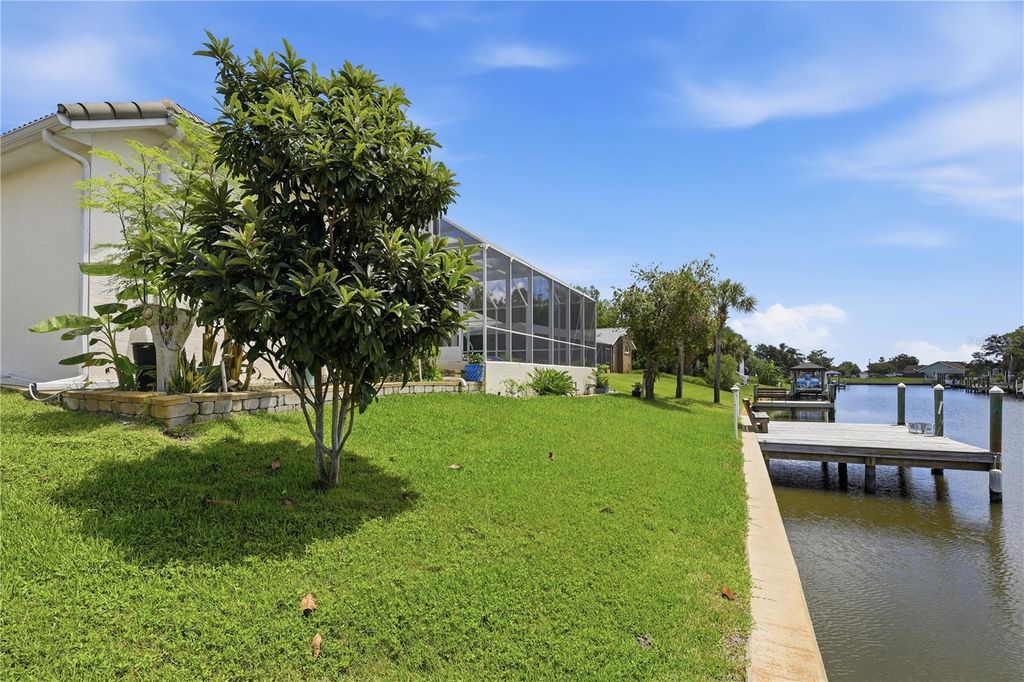 Image 21 of property listing at 15 FLEMING COURT, Palm Coast, FL 32137