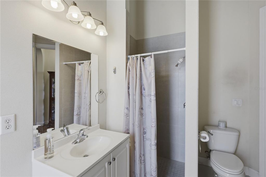 Image 35 of property listing at 15 FLEMING COURT, Palm Coast, FL 32137