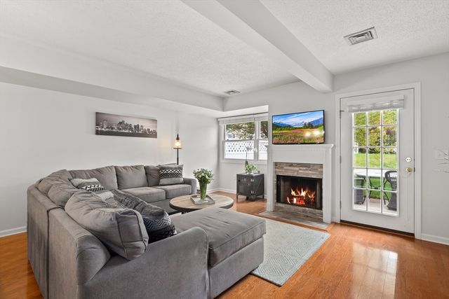 29 Merganser Way 29, Walpole, MA 02081