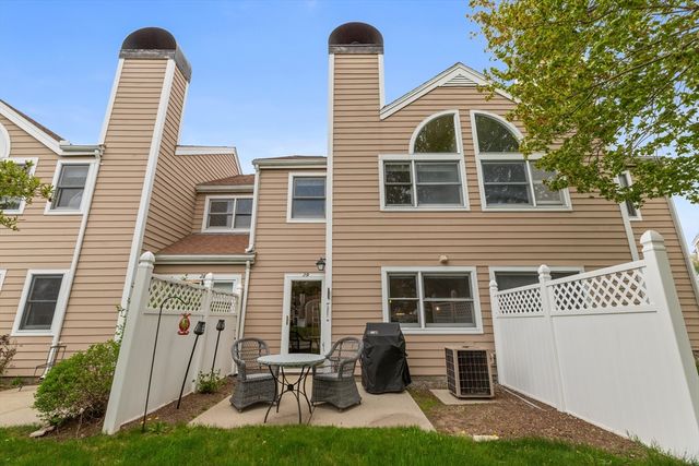 29 Merganser Way 29, Walpole, MA 02081