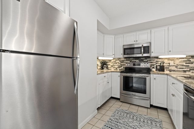 29 Merganser Way 29, Walpole, MA 02081