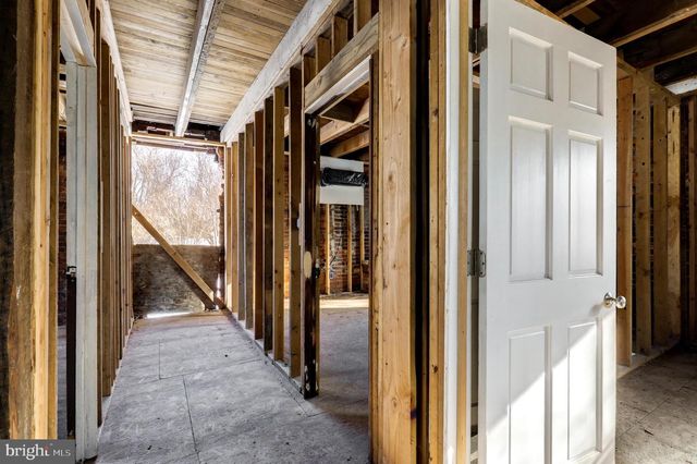 265 BUCK RUN RD, Coatesville, PA 19320