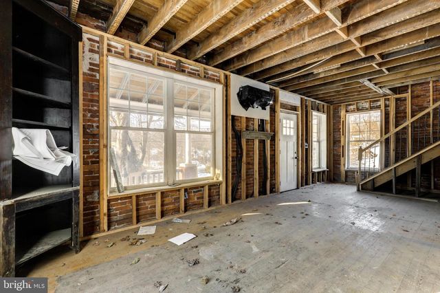 265 BUCK RUN RD, Coatesville, PA 19320