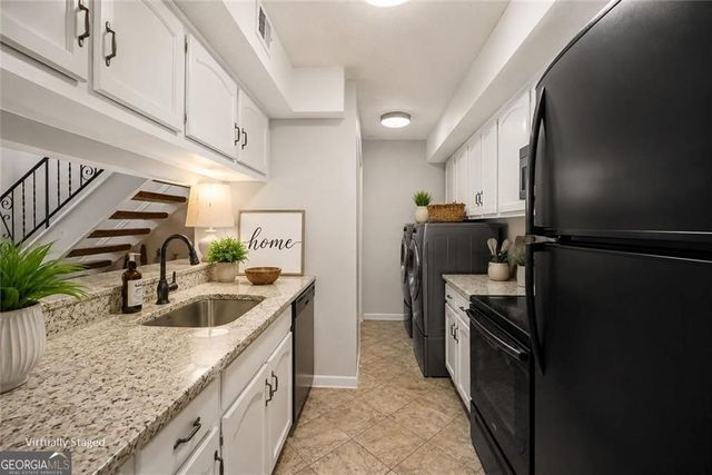 1345 Old Coach Road SW 15, Marietta, GA 30008