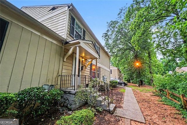 1345 Old Coach Road SW 15, Marietta, GA 30008