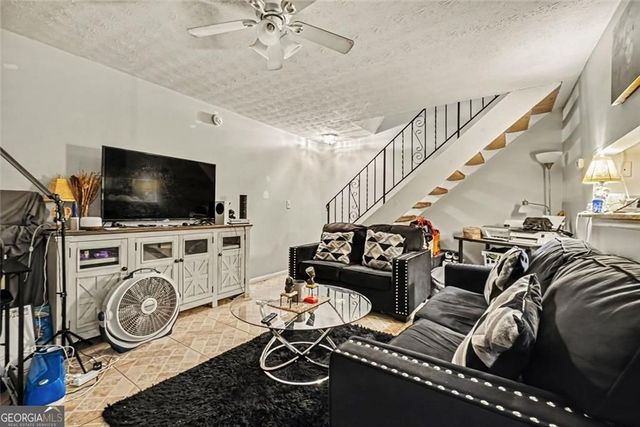 1345 Old Coach Road SW 15, Marietta, GA 30008