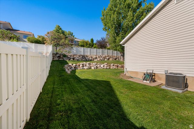 394 E 3550 N, North Ogden, UT 84414
