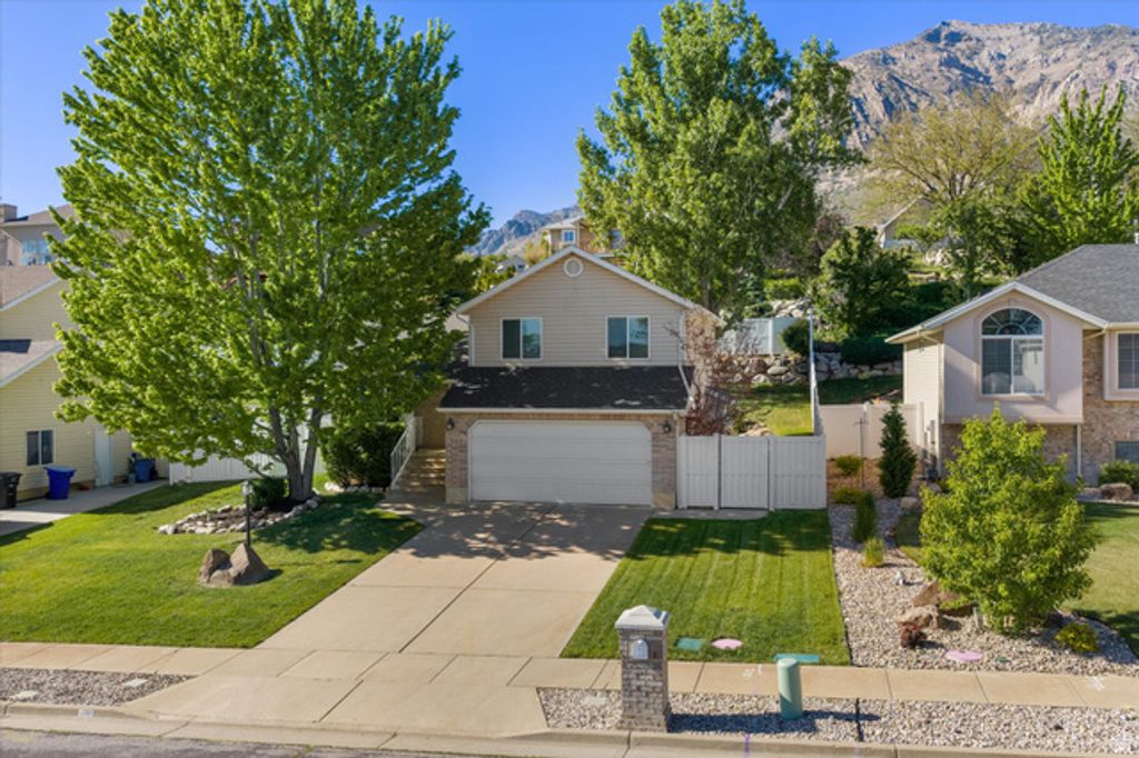 394 E 3550 N, North Ogden, UT 84414