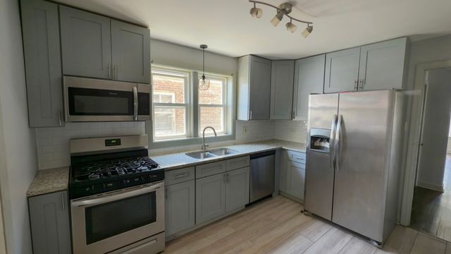 10939 S Normal Avenue, Chicago, IL 60628