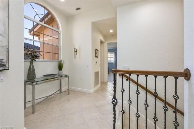 770 Regency Reserve CIR # 1803, Naples, FL 34119