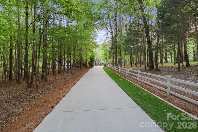 110 Apache Road, Troutman, NC 28166