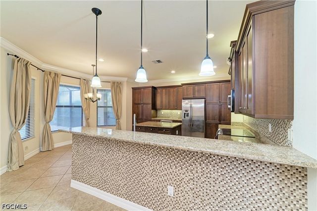 3701 Pleasant Springs DR, Naples, FL 34119