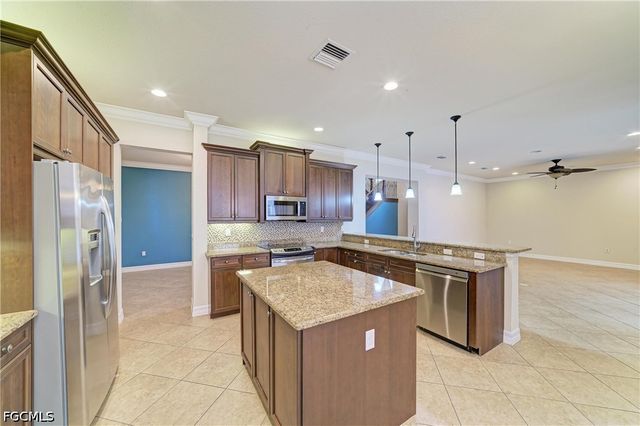 3701 Pleasant Springs DR, Naples, FL 34119