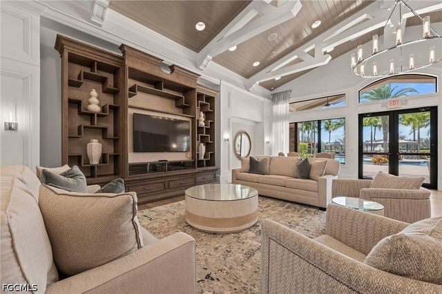 3701 Pleasant Springs DR, Naples, FL 34119