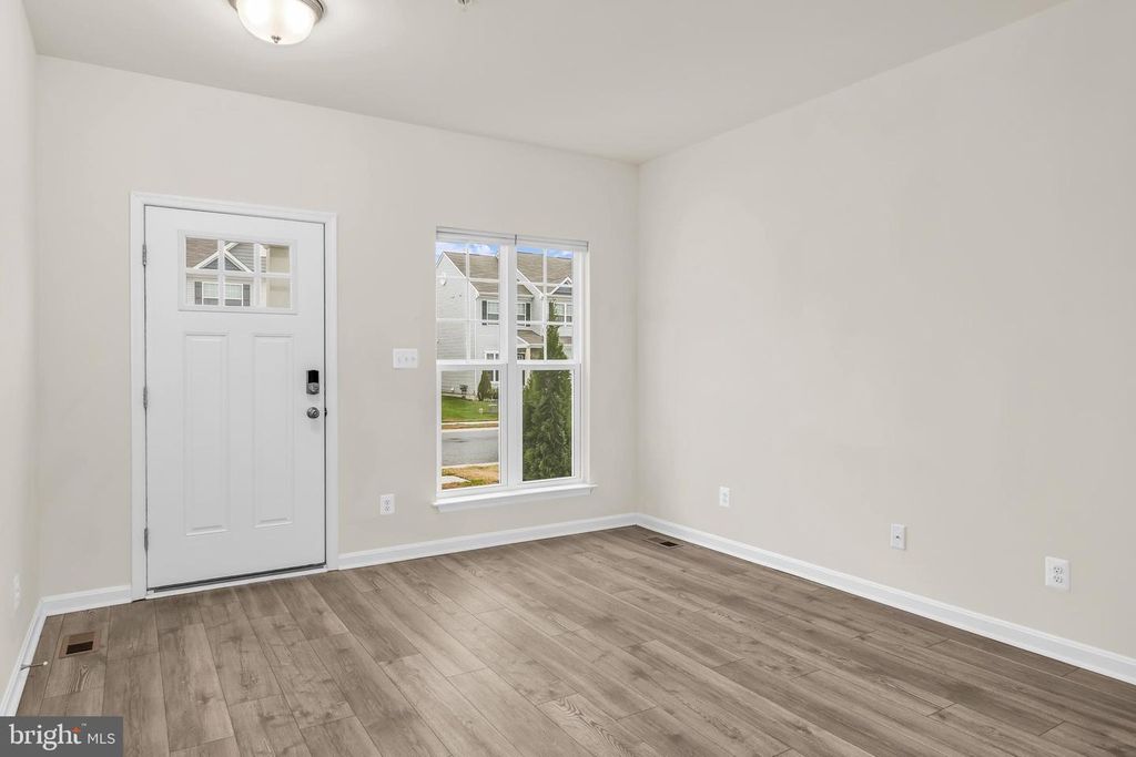 Image 7 of property listing at 319 APPLEBY SCHOOL RD, Cambridge, MD 21613