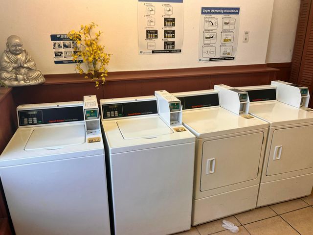 3720 Inverrary Drive 3y, Lauderhill, FL 33319