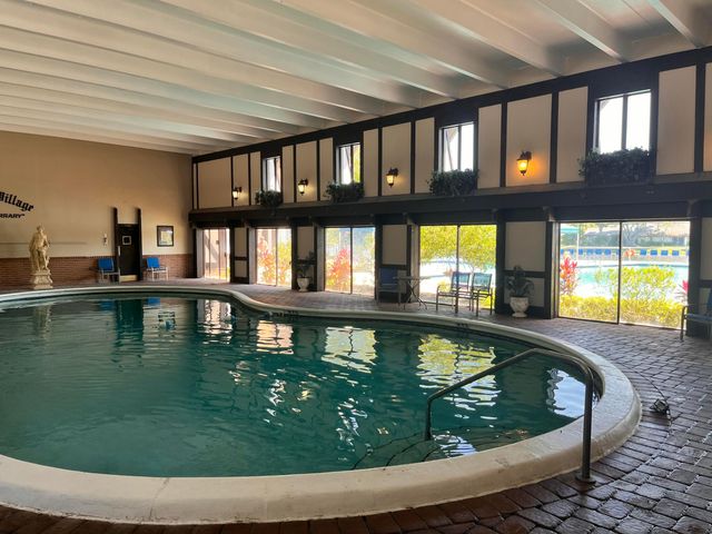 3720 Inverrary Drive 3y, Lauderhill, FL 33319