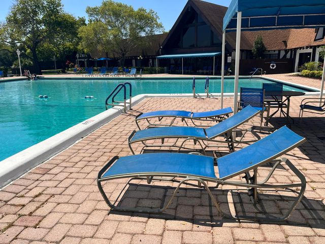 3720 Inverrary Drive 3y, Lauderhill, FL 33319