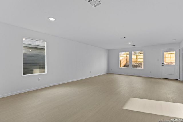 3812 Northaven Trl, New Braunfels, TX 78132