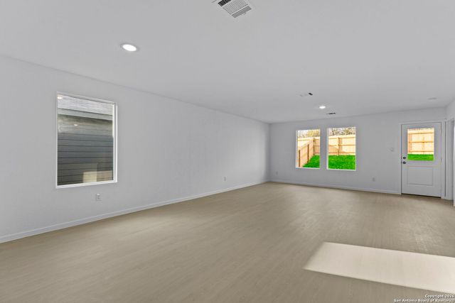 3812 Northaven Trl, New Braunfels, TX 78132