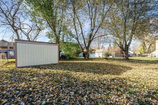 817 Southview Drive, Englewood, OH 45322