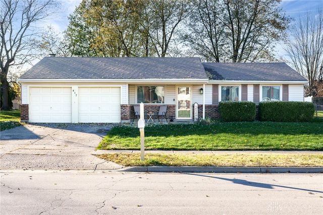 817 Southview Drive, Englewood, OH 45322