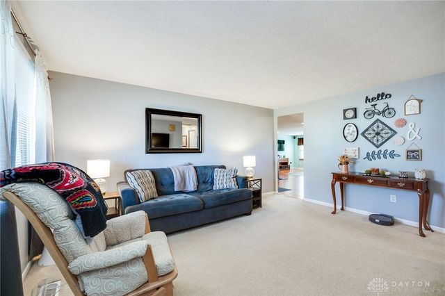 817 Southview Drive, Englewood, OH 45322