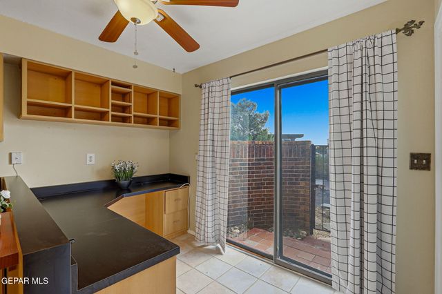 504 TWIN OAKS Place, El Paso, TX 79912