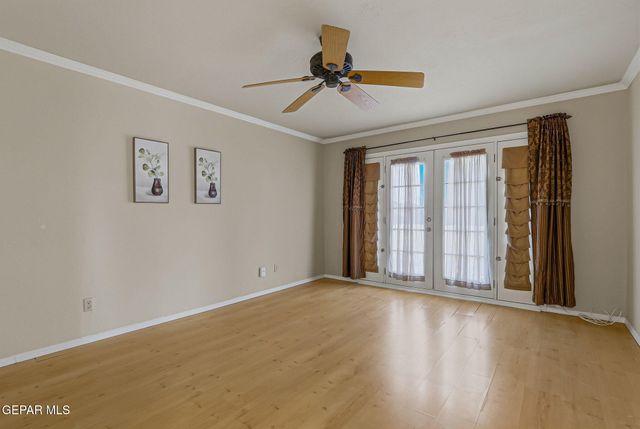 504 TWIN OAKS Place, El Paso, TX 79912