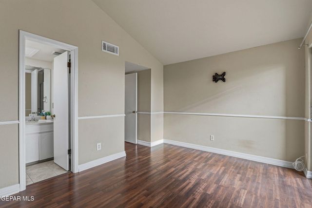 504 TWIN OAKS Place, El Paso, TX 79912