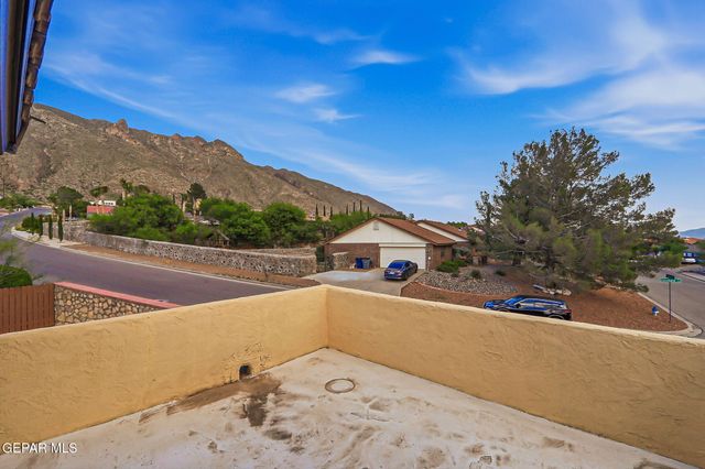 504 TWIN OAKS Place, El Paso, TX 79912