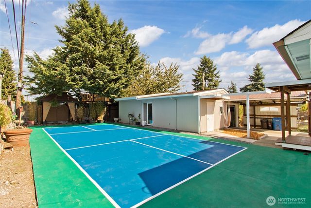 3228 SW 97th Street, Seattle, WA 98126