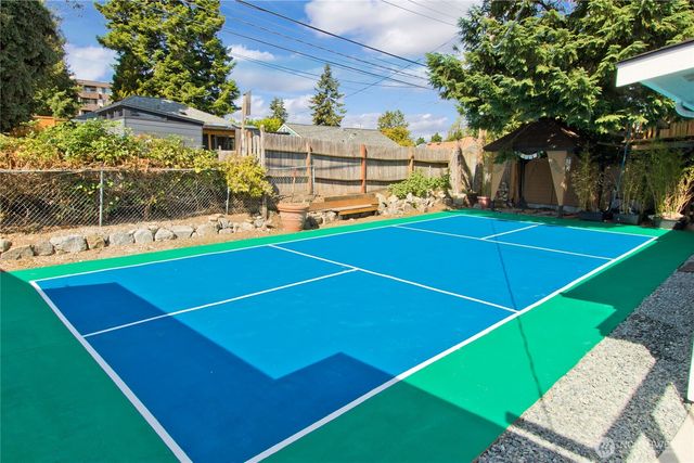 3228 SW 97th Street, Seattle, WA 98126