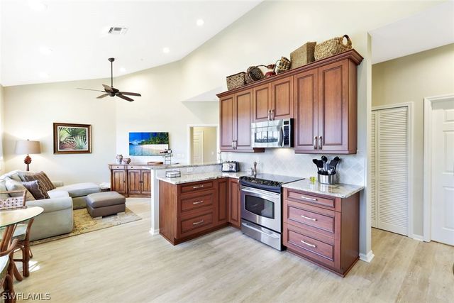 24300 Sandpiper Isle WAY 202, Bonita Springs, FL 34134