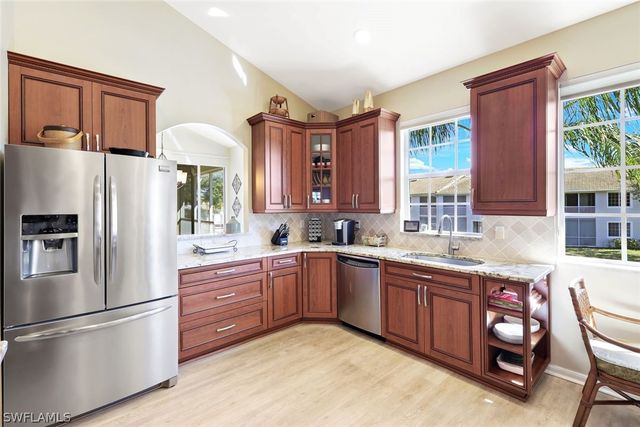 24300 Sandpiper Isle WAY 202, Bonita Springs, FL 34134