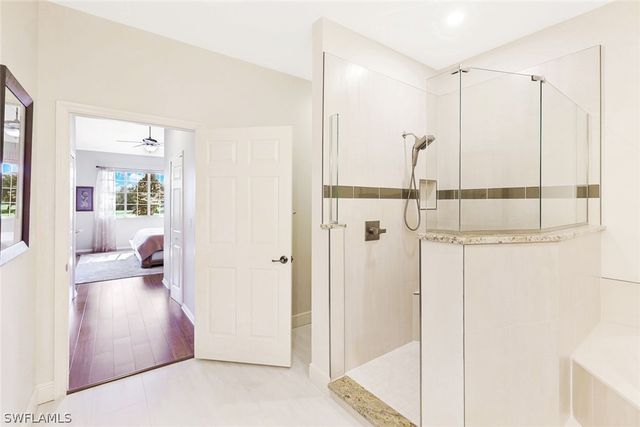 24300 Sandpiper Isle WAY 202, Bonita Springs, FL 34134