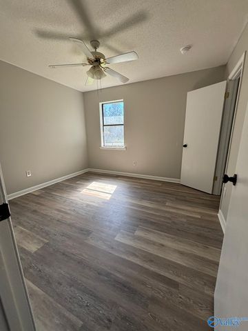 812 Mitwede Street, Hartselle, AL 35640