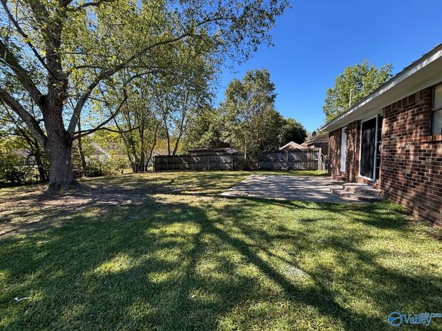 812 Mitwede Street, Hartselle, AL 35640