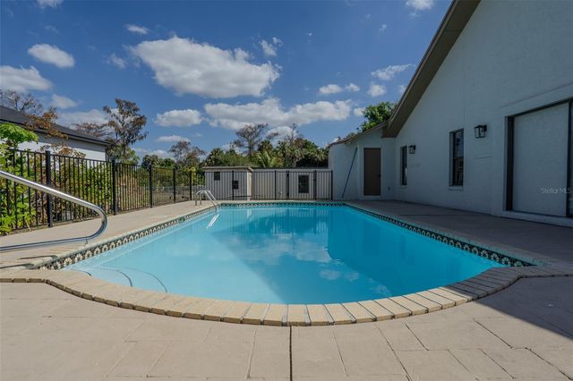 599 CAROLINA AVENUE, Fort Myers, FL 33905