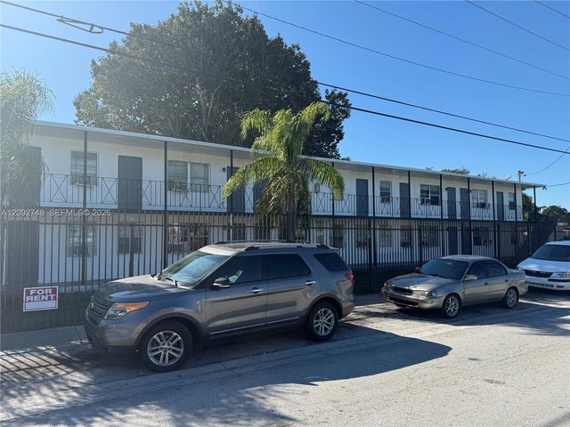 1306 NW 61st Street 8, Miami, FL 33142