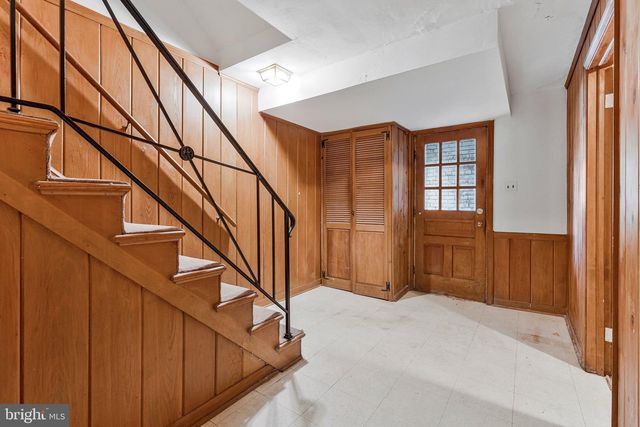 1719 OAK LN, Mclean, VA 22101