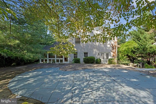 1719 OAK LN, Mclean, VA 22101