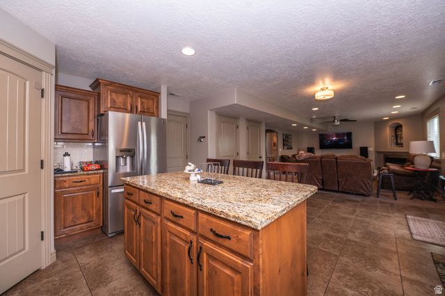2214 W LOVELAND, Farmington, UT 84025