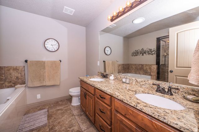 2214 W LOVELAND, Farmington, UT 84025